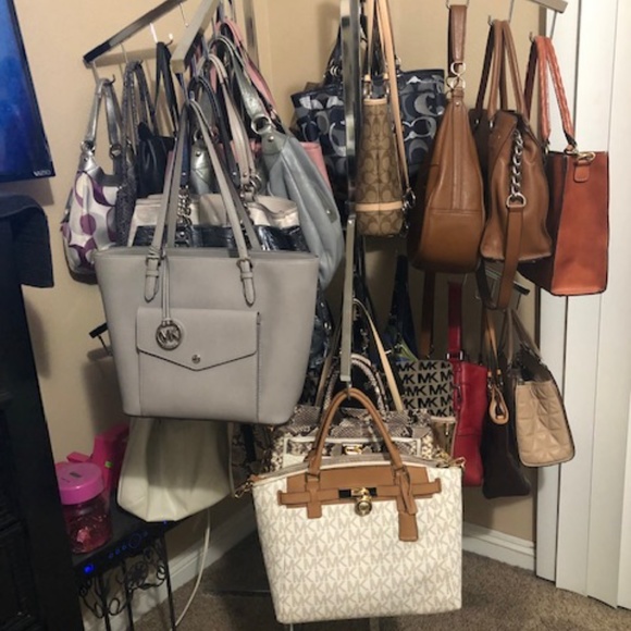 Authentic Coach Purse - Picture 6 of 6